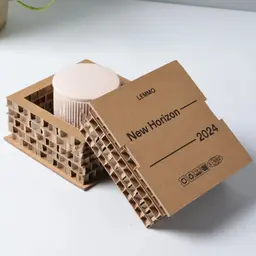 Ribbed Ceramic Candle in Honeycomb Paper Gift Box thumbnail 3